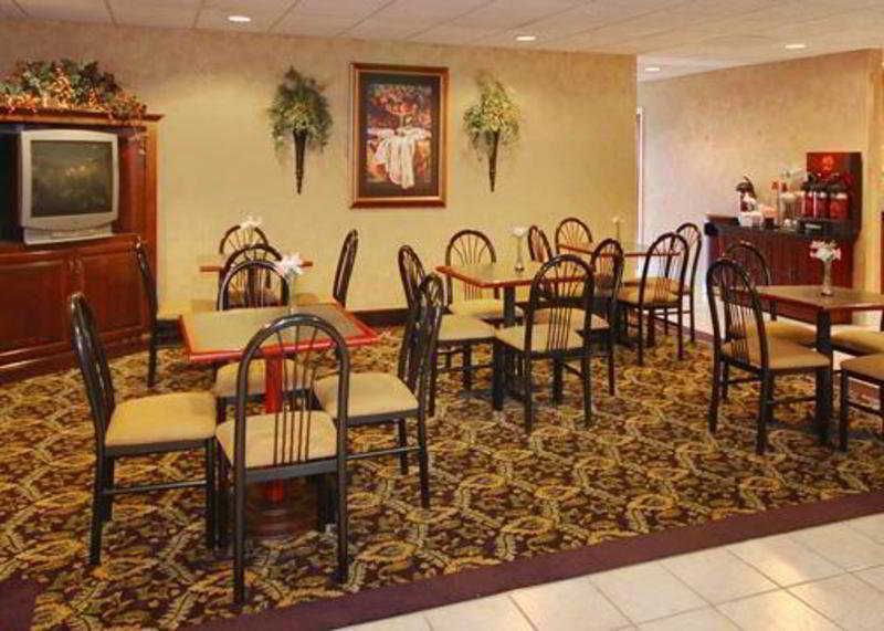 Comfort Suites Airport Columbus Ristorante foto