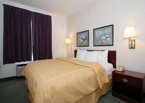 Comfort Suites Airport Columbus Camera foto